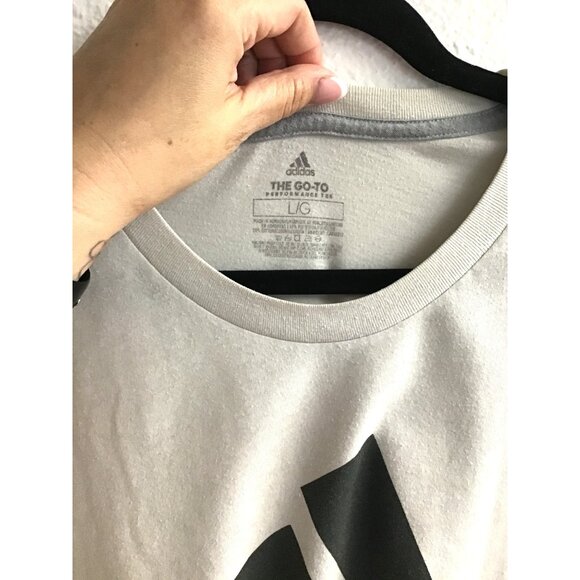 ADIDAS- MENS GREY CREW NECK SHORT SLEEVE GRAPHIC PERFORMANCE T-SHIRT SIZE LARGE - Picture 3 of 6
